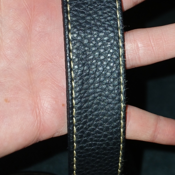 NWOT, Stone mountain, black and white hobo purse. - Picture 2 of 7